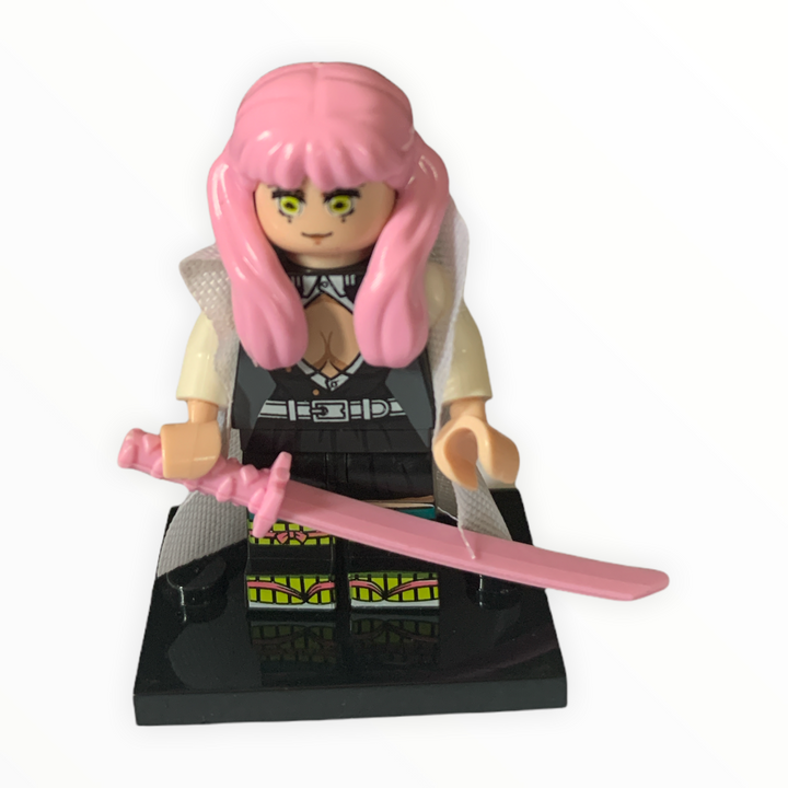 Demon Slayer Mitsuri Mini Figure - Dcu Shop 